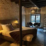 Otel De 4*