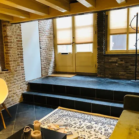 De 4*