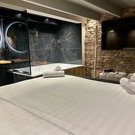 De Ξενοδοχείο 4*
