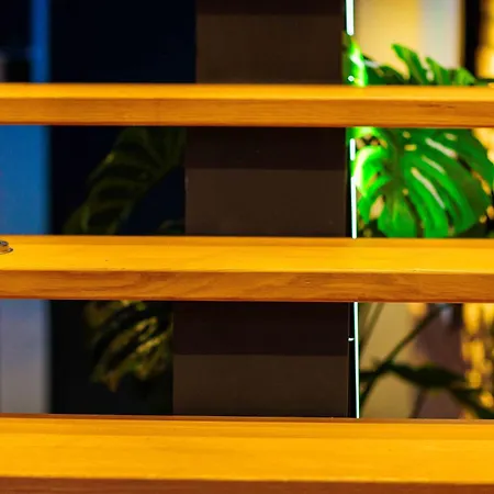 De