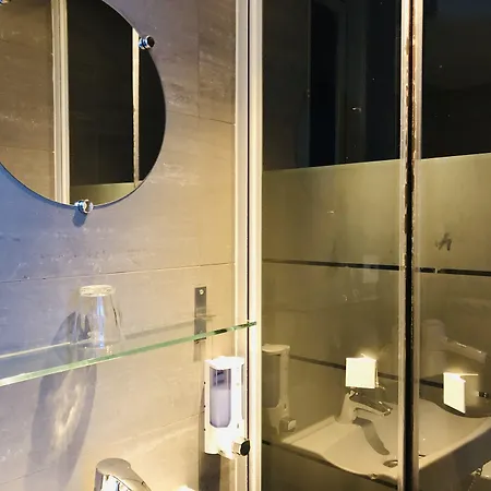 Hotel De 4*