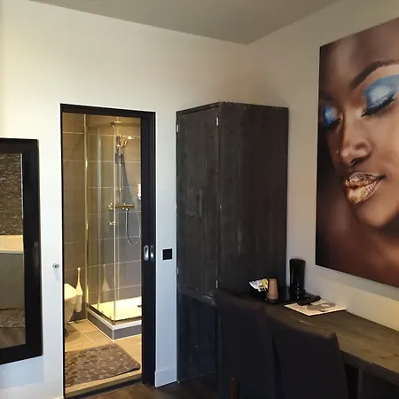Hotel De 4*
